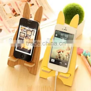 Good Design Universal Wooden Cute Rabbit Cell Phone Holder Desktop Stander Bracket thumbnail-4