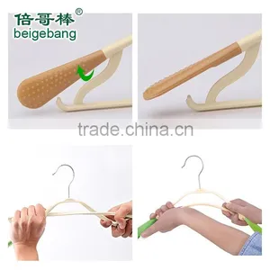 Plastic Cloth Hanger thumbnail-5