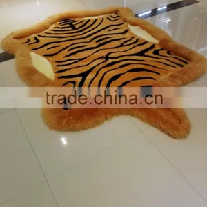Factory Price Hot Selling Heavy Thick Soft Warm Fox Fur Blankets thumbnail-3