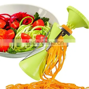4-Blade Spiral Vegetable Slicer thumbnail-6