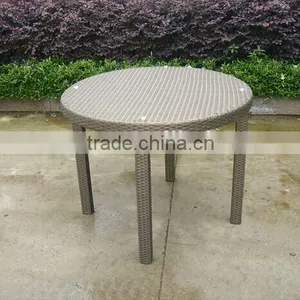 Outdoor Rattan Acrylic Table thumbnail-2