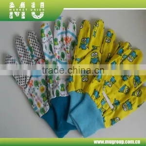 Kids Cotton Gardning Gloves With Mini PVC Dots Palm thumbnail-1