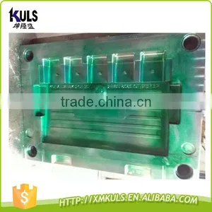 Providing PVC Leg Plate Plastic Injection Moulding Machine Plastic Mould Maker thumbnail-1