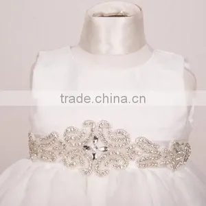 2017 Hot Selling Plain White Baby Girl Short Party Wear Dress thumbnail-3