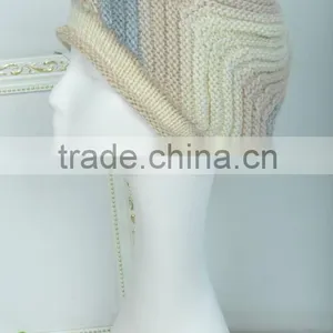 Especial Warm Acrylic Hat thumbnail-1