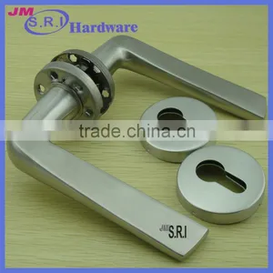 China Trade Assurance Supplier Solid Stainless Steel Vintage Antique Door Handle , Main Door Handle thumbnail-2
