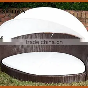 Luxury Pet Bed Rattan Dog Bed With Canopy thumbnail-1
