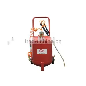 Pressure Sprayers thumbnail-1