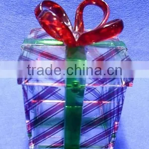 Cubic Plastic Acrylic Magnetic Closure Gift Box thumbnail-3