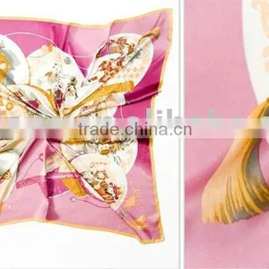 Printed Square Silk Scarf With National Style thumbnail-1
