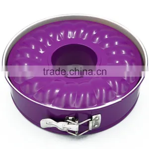 Non-stick Bundform Cake Pan With Two Bottoms thumbnail-2