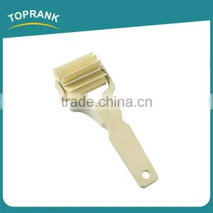 Toprank BSCI Factory High Quality Fondant Embossing Noodle Cutter Roller,Cake Decoration Rotating Roller Lattice Pastry Cutter thumbnail-2
