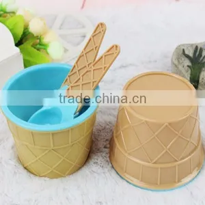 Set of 4pc Plastic Ice Cream Serving Bowls With Spoons thumbnail-4