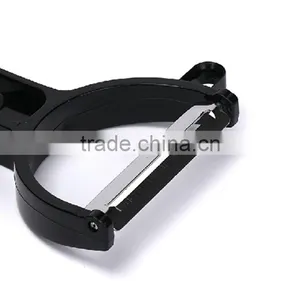 PE-0260 Vegetable And Fruit Peeler thumbnail-3
