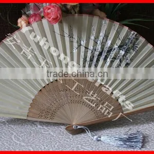 Chinese Style Bamboo Fabric Fan thumbnail-4