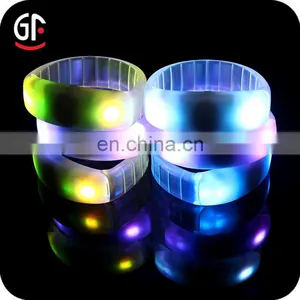 Wholesale Plastic Wedding Columns Remote Control GF Watches 2 in 1 Function DMX512 thumbnail-1