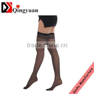 Lady Sexy Knee-high Black Silk Socks With Lace thumbnail-2