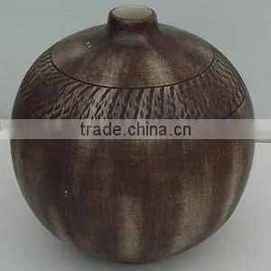 Ceramic Vase thumbnail-1