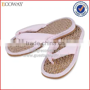 Wholesale Hotel Beach Flip Flop Personality Straw Mat Slipper thumbnail-1