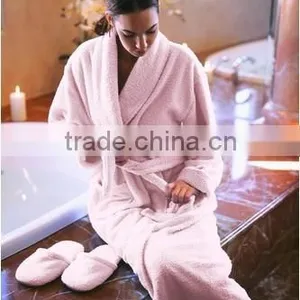 Super Warm Sleepwear Ladies Fleece Bathrobes Made in China thumbnail-3