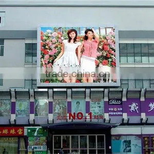 HD P20 Outdoor Giant LED Screen Display thumbnail-6
