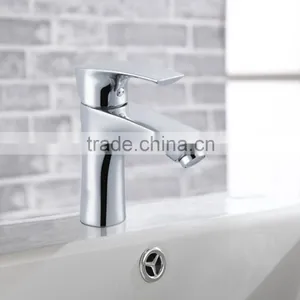 Contemporary Sink Mounted Flexible Kitchen Brass Faucet thumbnail-2