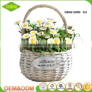 Plastic Liner Garden Wicker Flower Basket With Hanging Handle thumbnail-1
