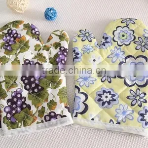 Heat Resistant Cotton Oven Mitt Kitchen Microwave Oven Gloves Wholesale thumbnail-3