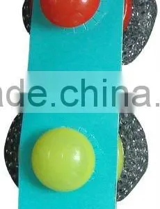 Kitchen Scrubber Ball With Plastic Handle thumbnail-1