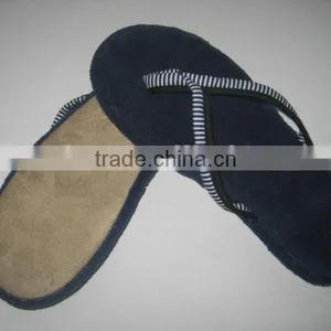 Men Fashionable Coral Fleece Flip-flop Craft Slipper thumbnail-1