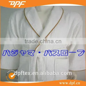 China Manufacturer 100% Cotton White Hotel Robe thumbnail-2