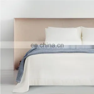 High Quality White Custom Soft Surface Warm Durable Microfiber Embossing Bed Sheets For Adults thumbnail-7