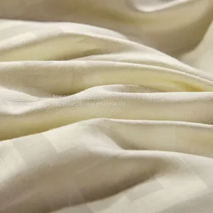 High Quality Hotel Comforter Bed Light Weight Cotton Cashmere Quilt for Winter thumbnail-3