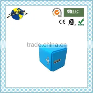 Cube Shape Digital Tuning FM Radio Slip Door to Turn on the Radio thumbnail-1