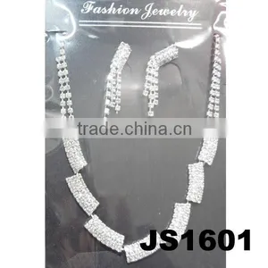 Moroccan Rhinestone Necklace Wedding Jewelry Set thumbnail-5