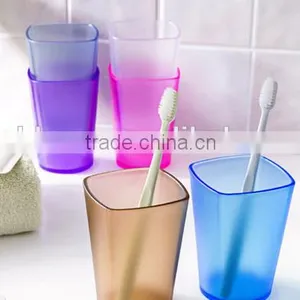 Creative Fashion Extra Thick Square Dull Polish Plastic Tooth Mug thumbnail-1