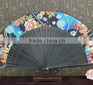 Perfect Party Farvor Bamboo Wooden Carved Hand Fan for Wedding Party Decor Gifts thumbnail-4