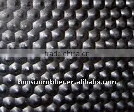 POLYESTER-NYLON Insertion Cow/Horse Rubber Mat thumbnail-1