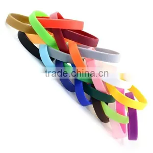 Hot Sell Colorful High Quality Wrist Silicone Bracelet Silicone Rubber Bracelet Silicone Chain Bracelet thumbnail-3