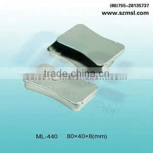 Bone Shape Slip Candy Tin Box thumbnail-1