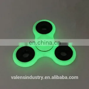 Wholesale Popular Stress Relase Metal Bearing Glow in the Dark Hand Fidget Spinner Toys thumbnail-3