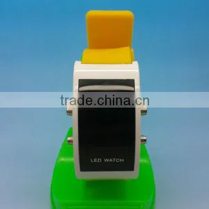 Fashion Winter LED Watch Collection Promotional Children Watch thumbnail-1