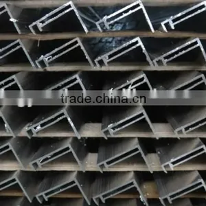 Aluminum Solar Frame Extrusion thumbnail-4
