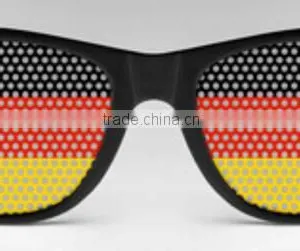 Sunglasses With Logo Lens thumbnail-2