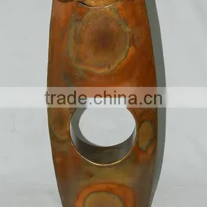 Iron Flower Vase thumbnail-1