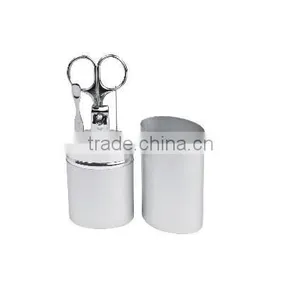 Travel Manicure Set thumbnail-1