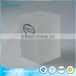 Custom China Factory Acrylic Product Cube Sign Holder thumbnail-3