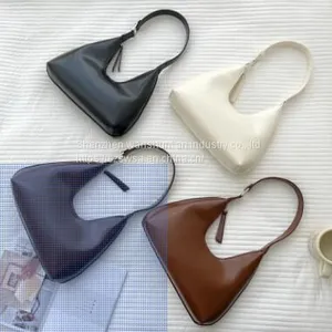 Messenger Bag thumbnail-1