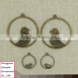 Wholesale New Products Watchman Zinc Alloy Birds Circular Pendant thumbnail-2