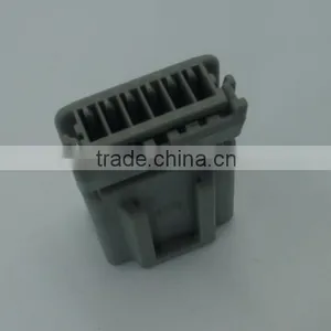 6 Way Plastic Male and Female Wire to Wire Automotive Connector thumbnail-5